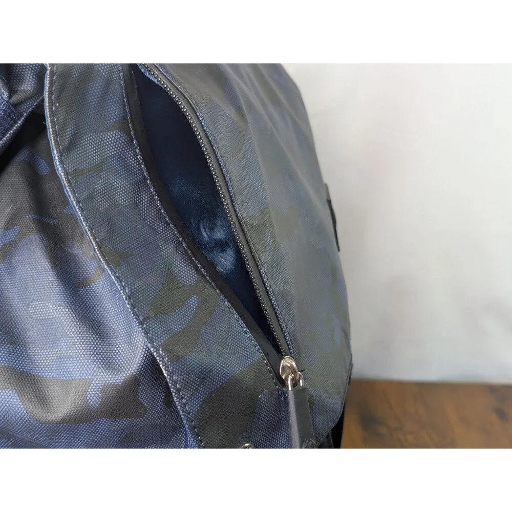 Duchamp London Laptop Backpack Rucksack Blue/Gray Camouflage